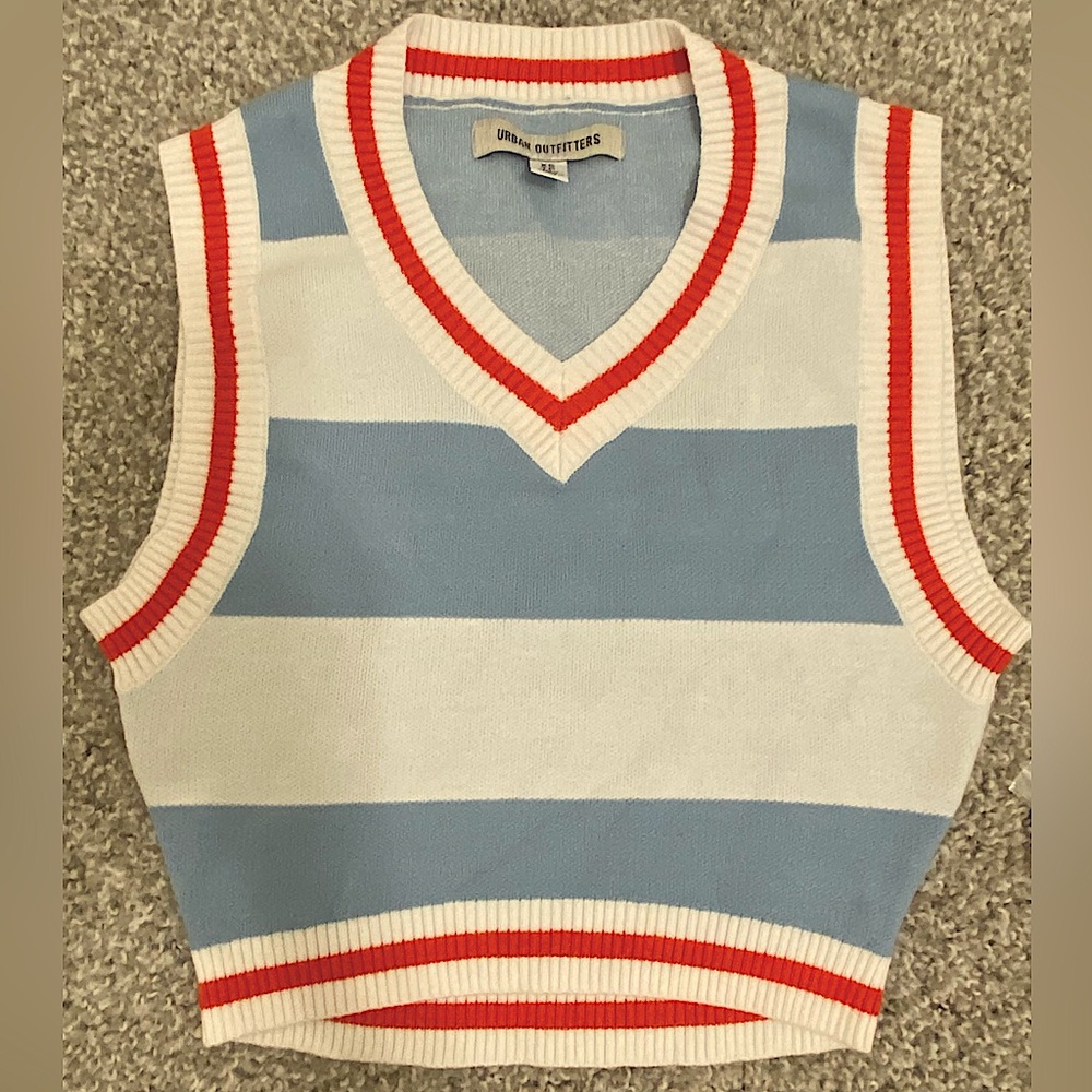 URBAN OUTFITTERS Vest